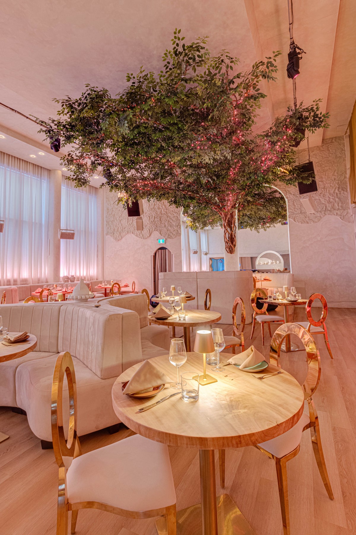 ALIA — the room set for a corporate day